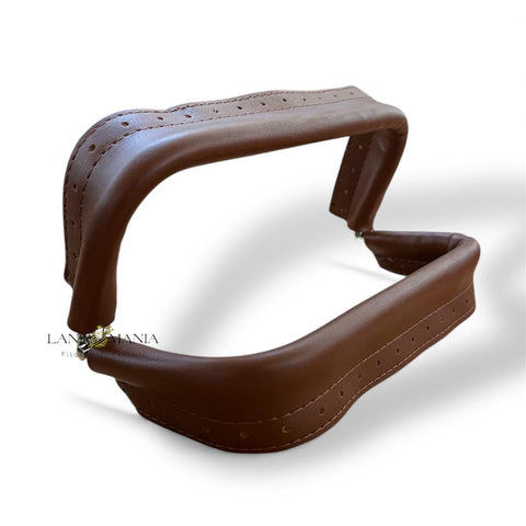 Chiusura a molla con rivestimento in ecopelle